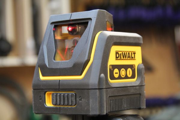 DEWALT DW0811 Combination Laser Giveaway