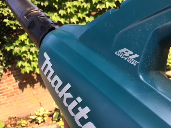 Makita LXT Lithium-Ion (36V) Brushless Cordless Blower Review_2