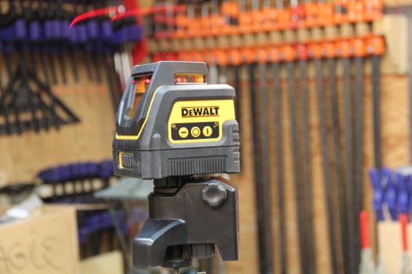 DeWalt DW0811-XJ DW0811 Self-levelling line laser 360